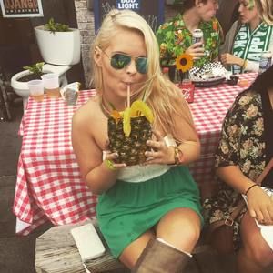 Meet your Posher, Haley